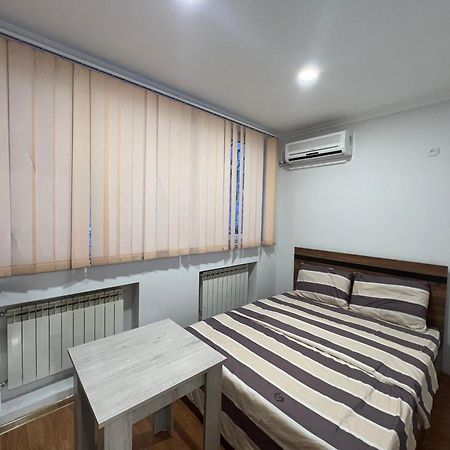 Pushkiin Hotel Yerevan Luaran gambar